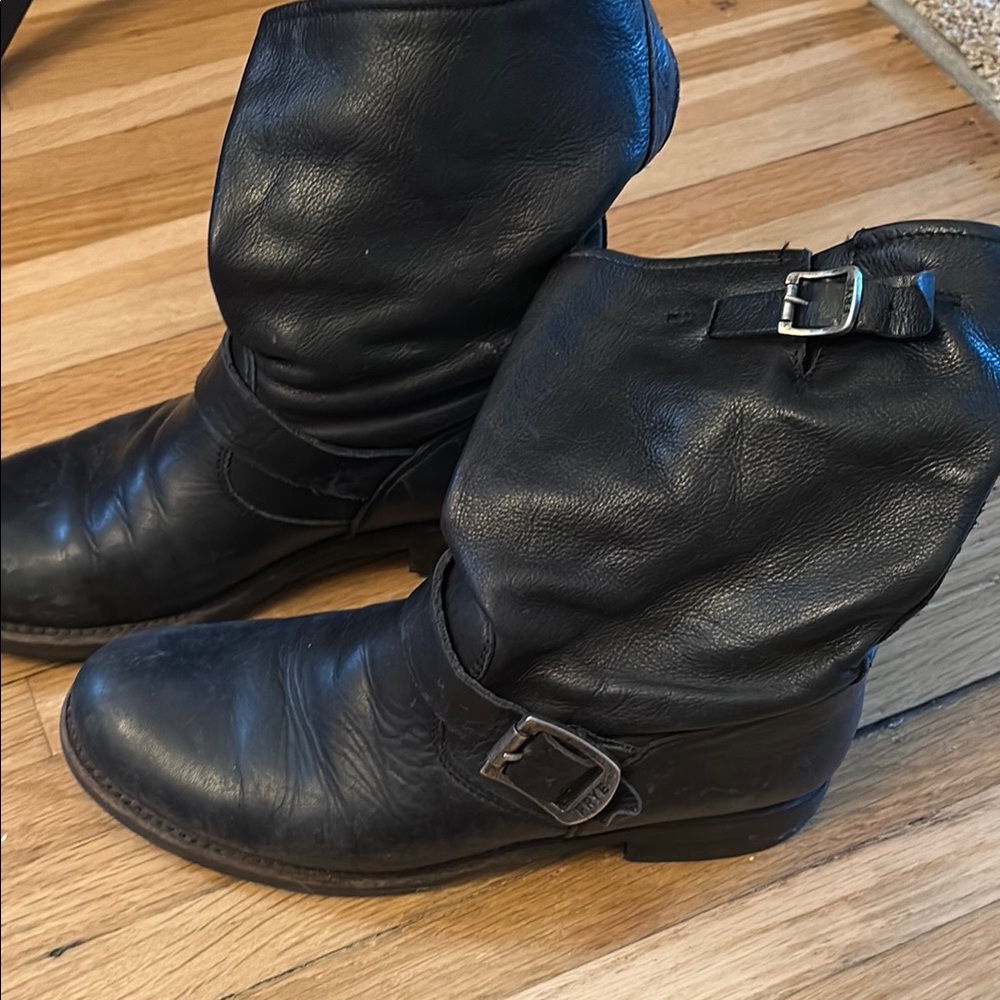 Frye Black Heeled Boots Sleek and Stylish